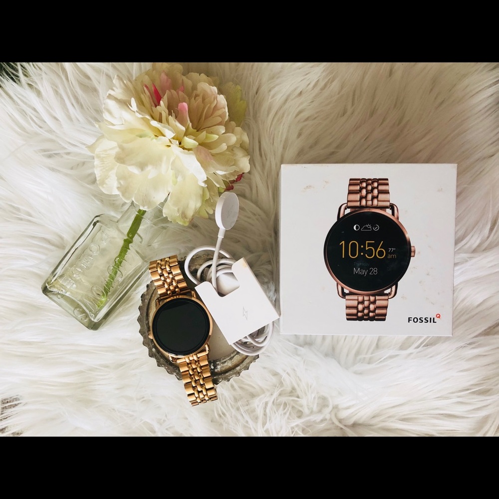Fossil Smartwatch Q Wander Rose Gold Gn2